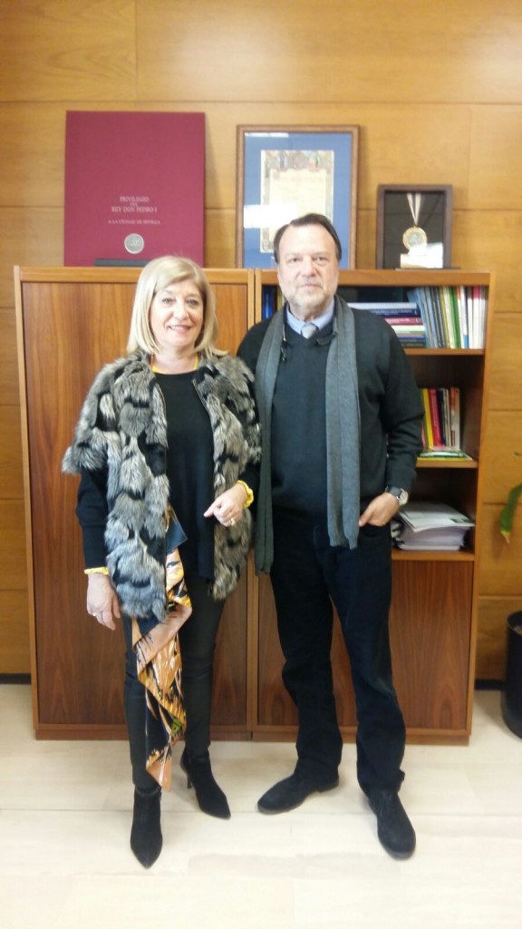 Reunión del Colegio Oficial de -Opticos Optometristas de Andalucía con el director de Inspección